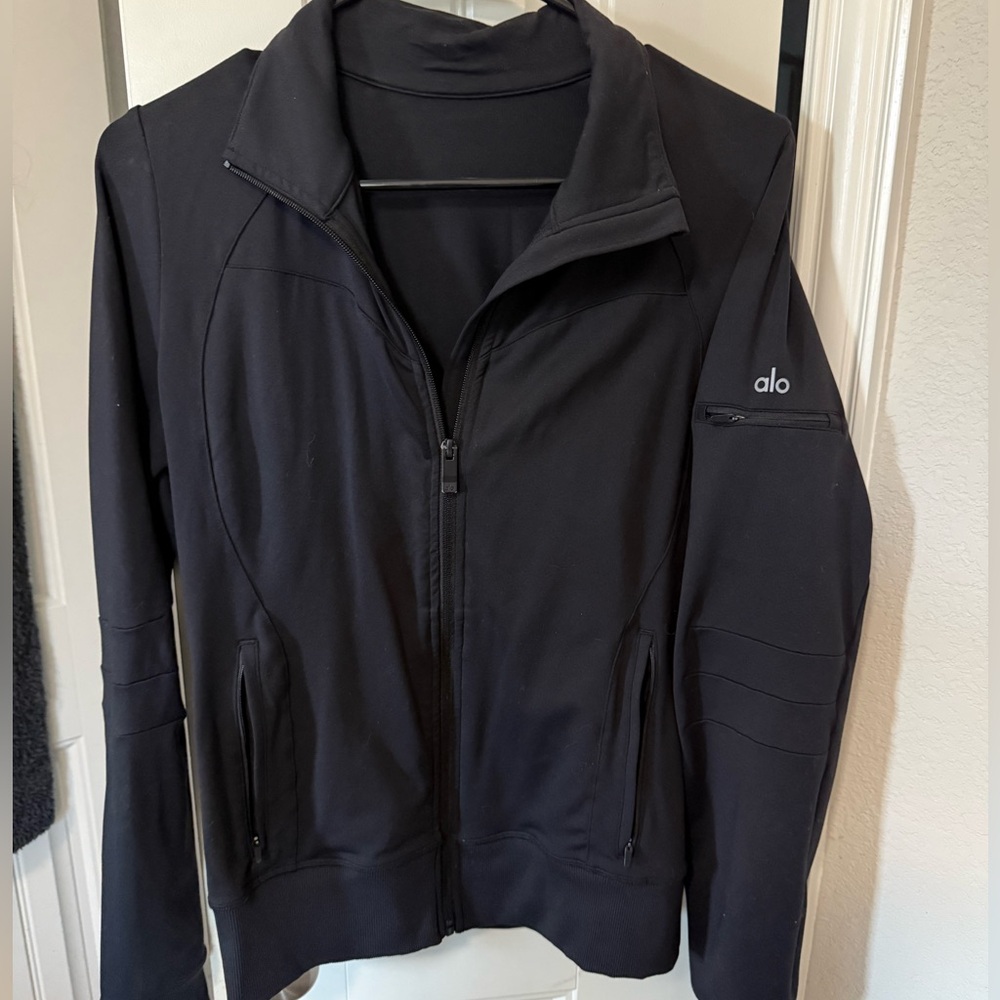 ALO Yoga Women's Black contour Jacket